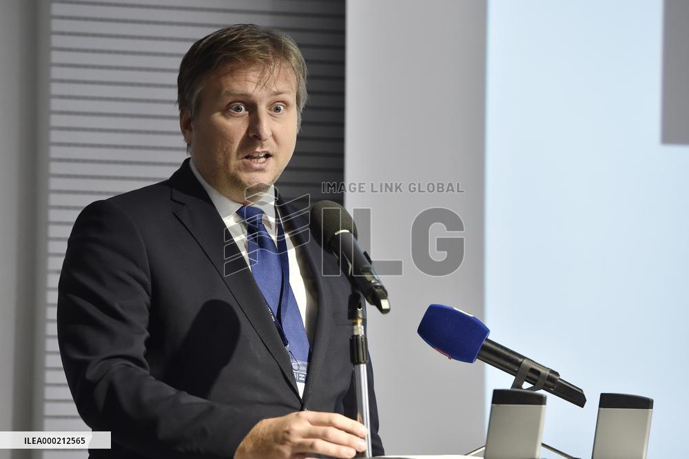 Jan Knezinek, Supreme Courts in Changing Times international conference