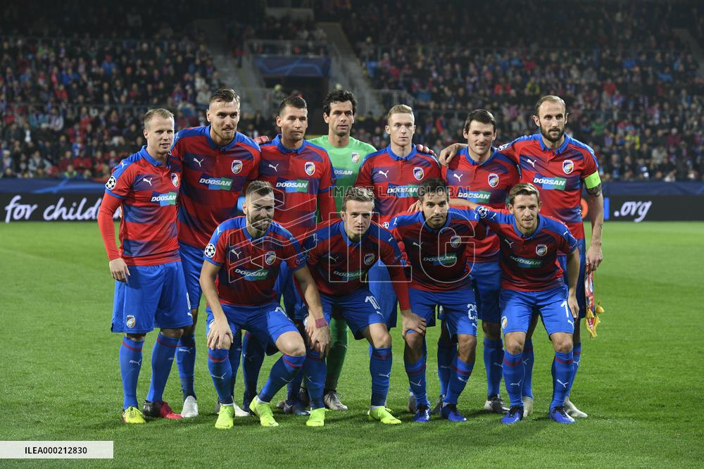 DAVID LIMBERSKY, TOMAS CHORY, LUKAS HEJDA, ALES HRUSKA, ROMAN PROCHAZKA, MILAN HAVEL, ROMAN HUBNIK, RADIM REZNIK, JAN KOPIC, ALES CERMAK, PATRIK HROSOVSKY