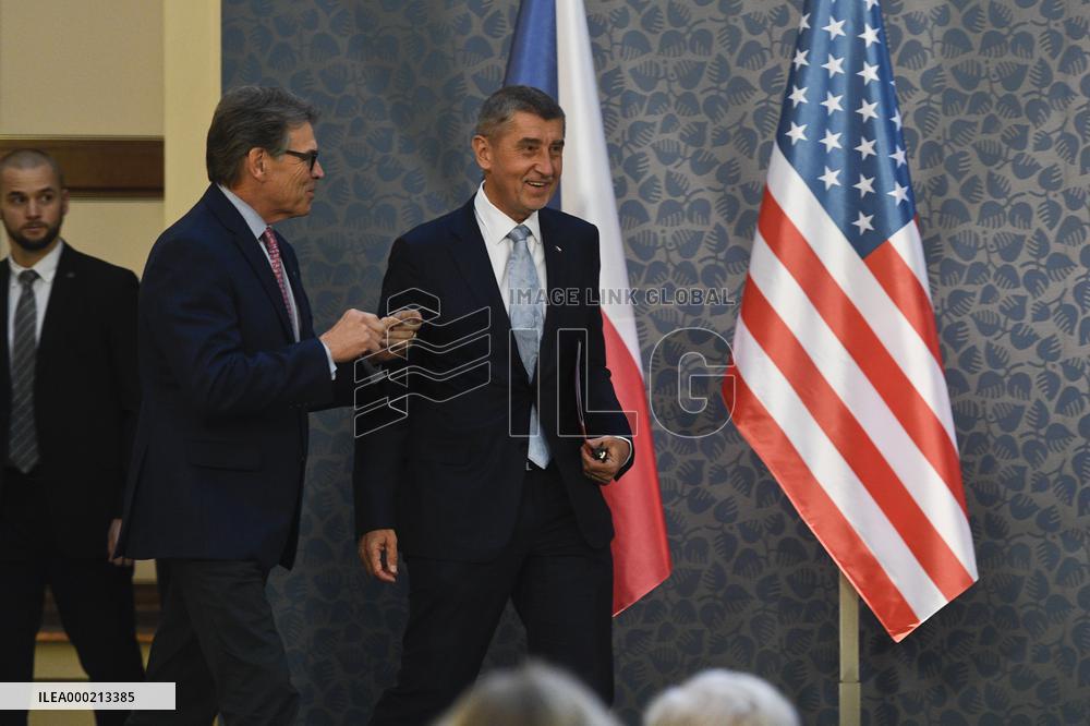 Andrej Babis, Rick Perry