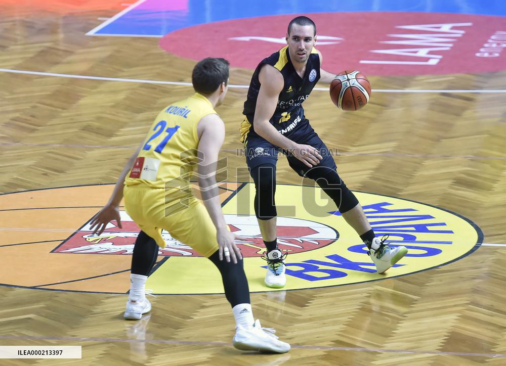 Radovan Kouril, Ferran Bassas