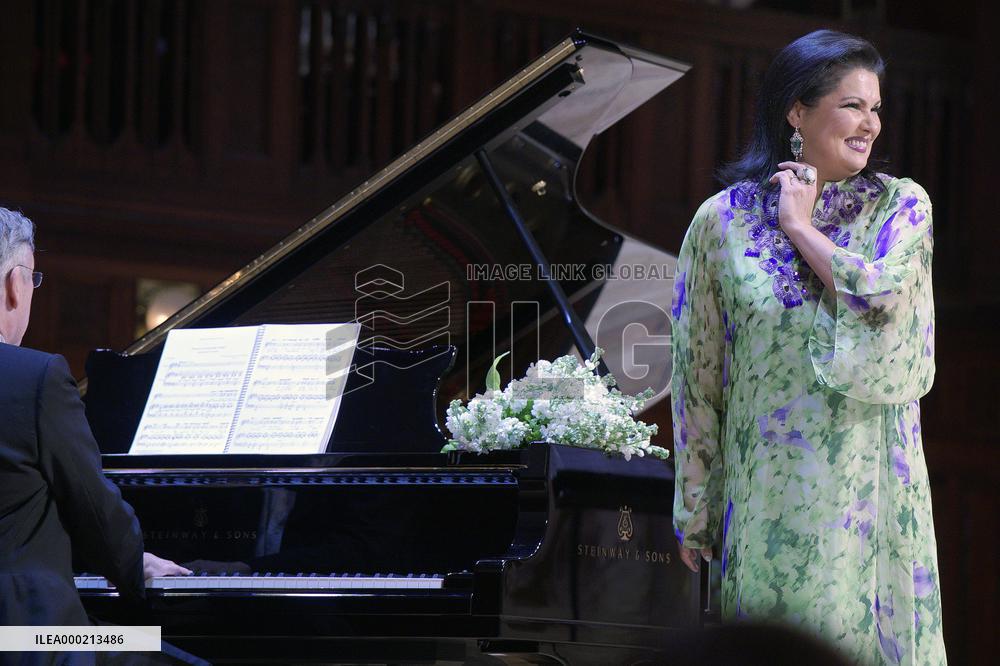 Anna Netrebko, Malcolm Martineau