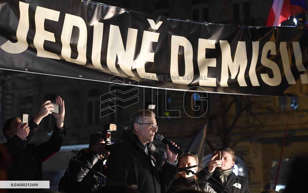 protest against PM Andrej Babis, Miroslav Kalousek