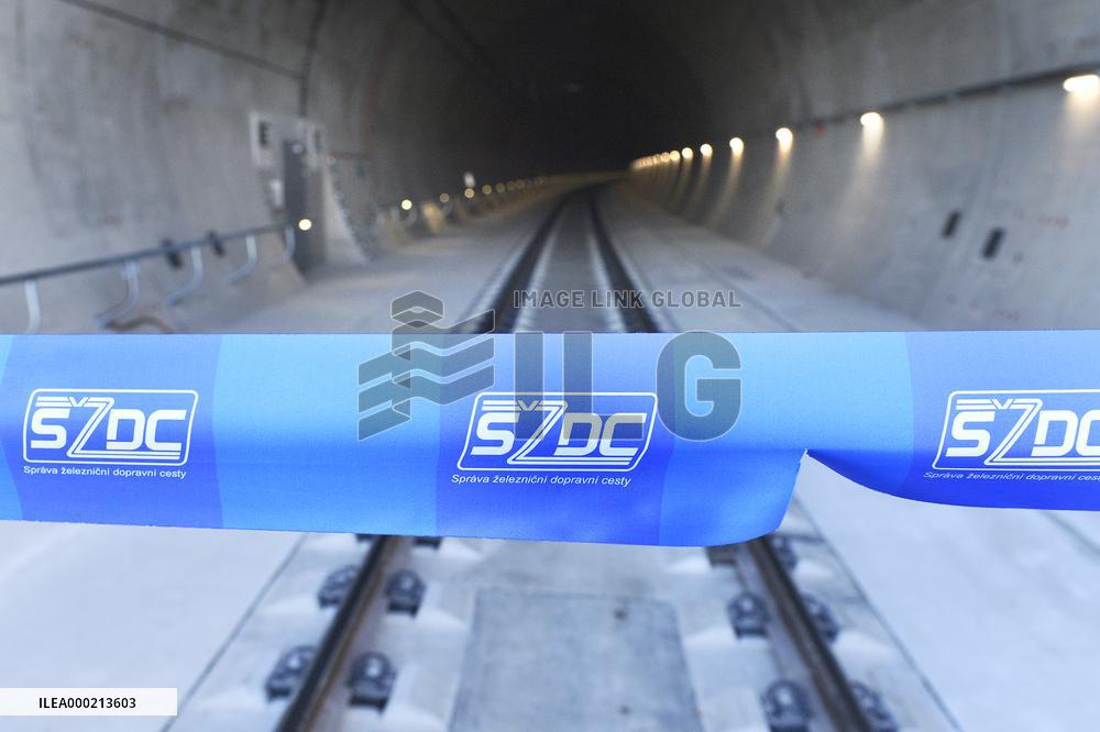 Ejpovice Tunnel, longest Czech railway tunnel