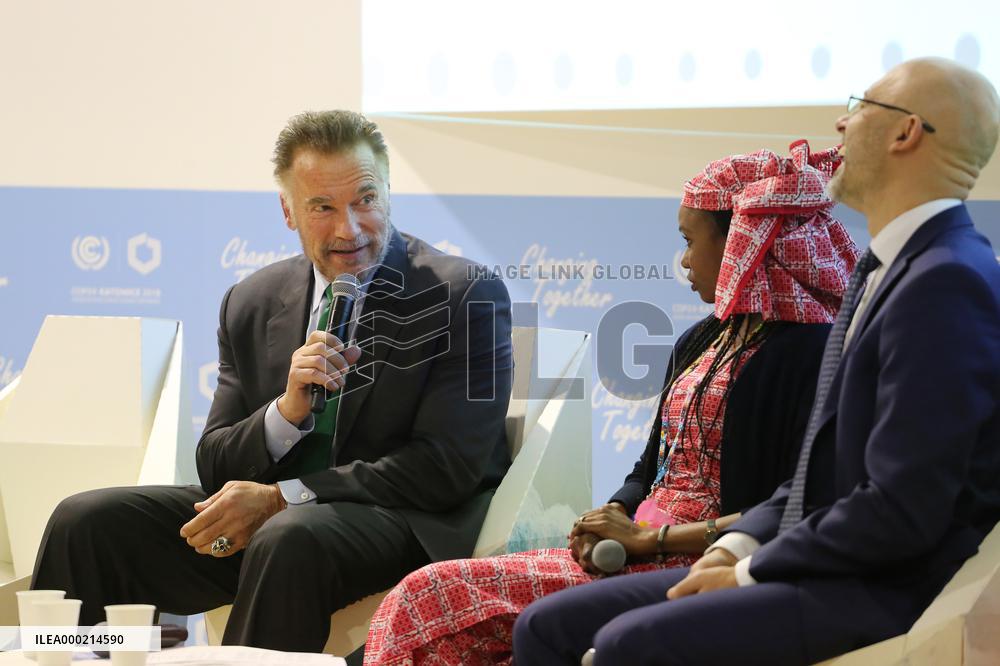 Arnold Schwarzenegger Hindou Oumarou Ibrahim