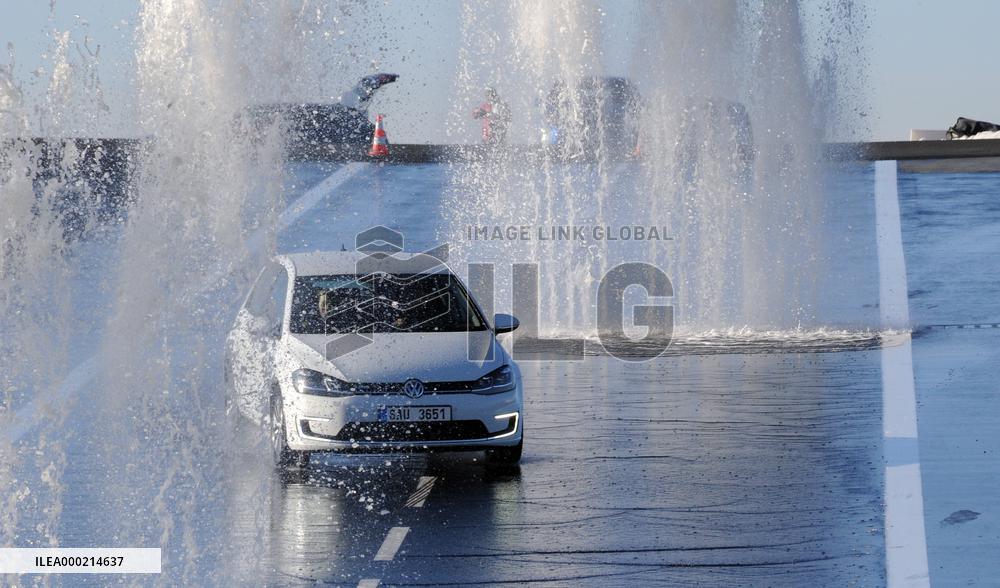 electric car, test circuit, driving course