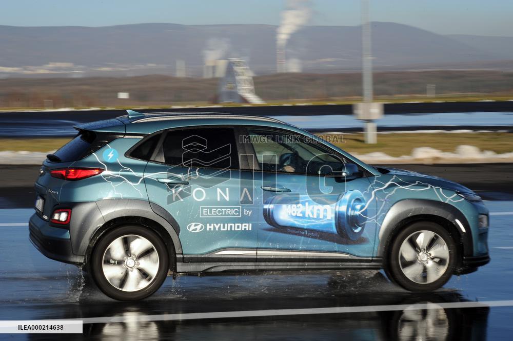 electric car, test circuit, driving course