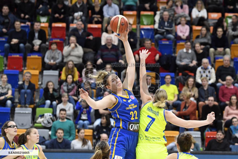 Ruth Hamblin, Alena Hanusova