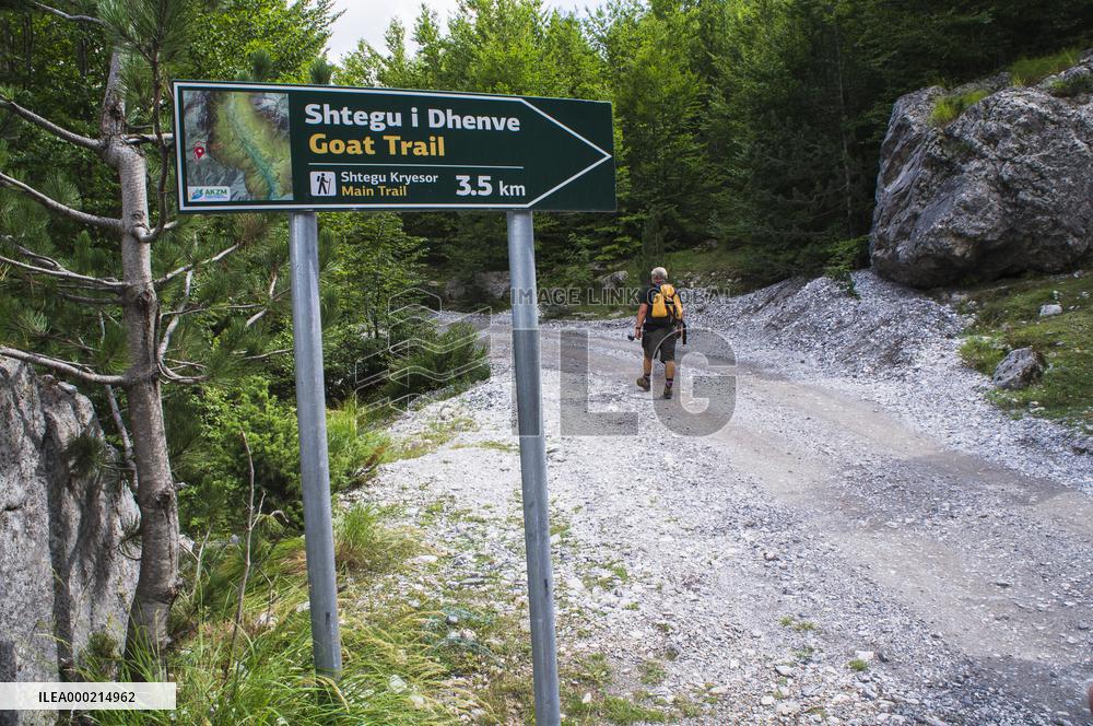 Thethi National Park, Prokletije Mountains, road, Goat Trail sign