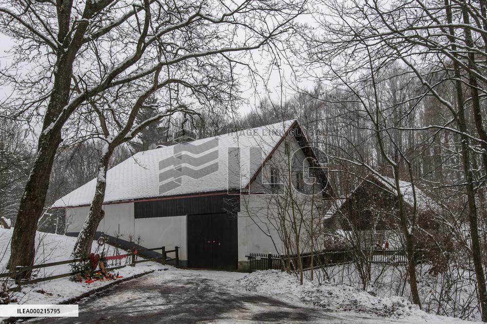 Vaclav Havel, anniversary, cottage