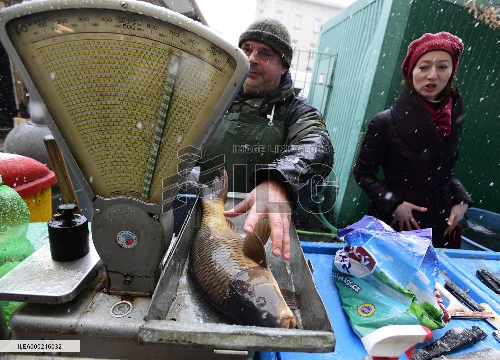 Christmas sale of carps