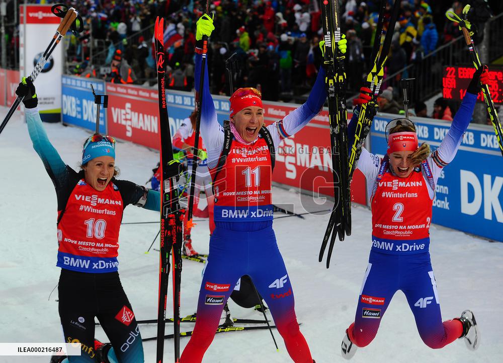 Anais Chevalier, Anastasiya Kuzmina, Paulina Fialkova