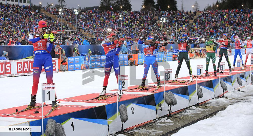 Anastasiya Kuzmina, Paulina Fialkova, Ekaterina Yurlova-Percht, Franziska Preuss, Dorothea Weirer