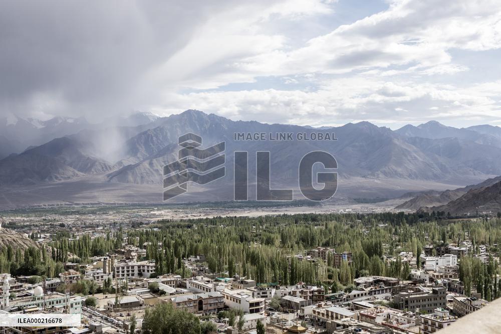 city, Leh, Himalayas, mountains, Ladakh, Kashmir, India
