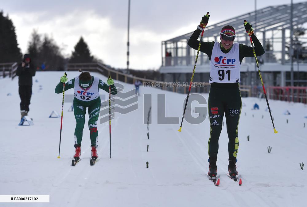 Antonie Fraebel, Anna Comarella