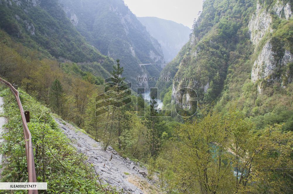 Bridge over the Piva River canyon