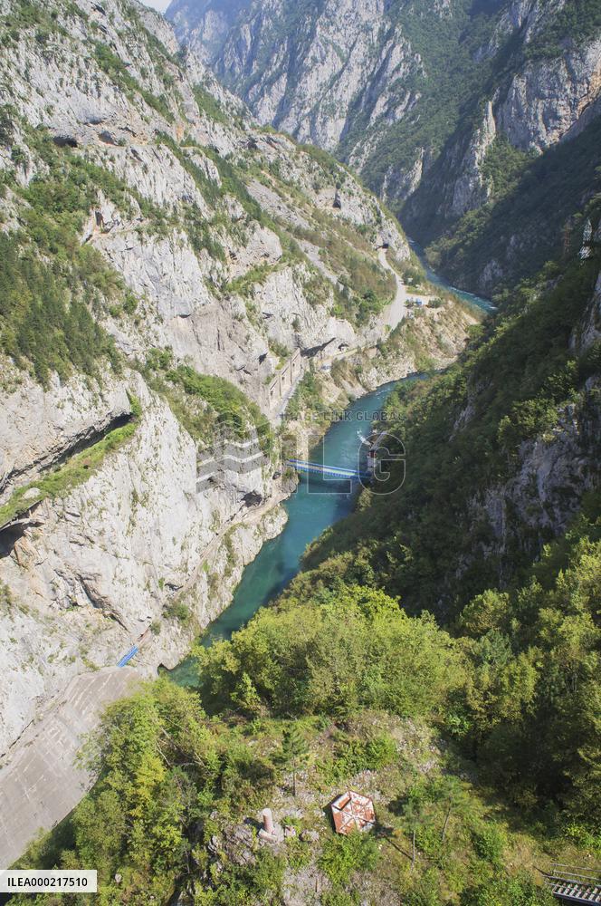 Bridge over the Piva River canyon