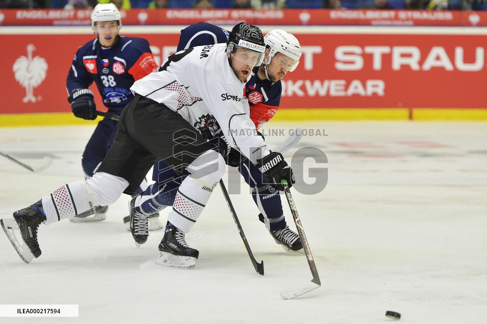 Petr Kodytek, Viktor Ekbom, Petr Straka
