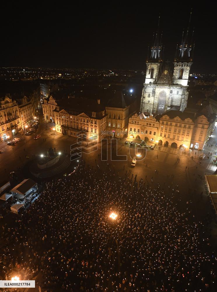 March in Prague paying respect to Palach's death in 1969, Old Town Square