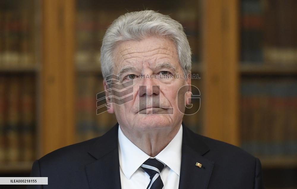 JOACHIM GAUCK