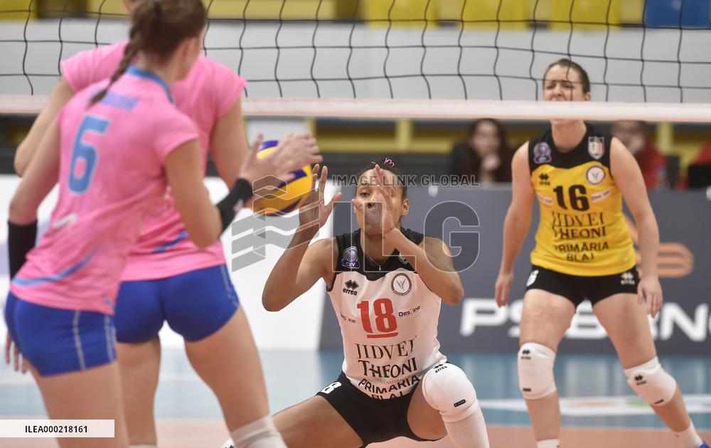 NNEKA ONYEJEKWE, MARINA VUJOVIC