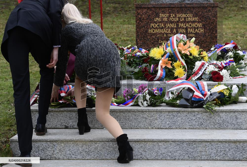 50th anniversary of Palach's death, piety, candles