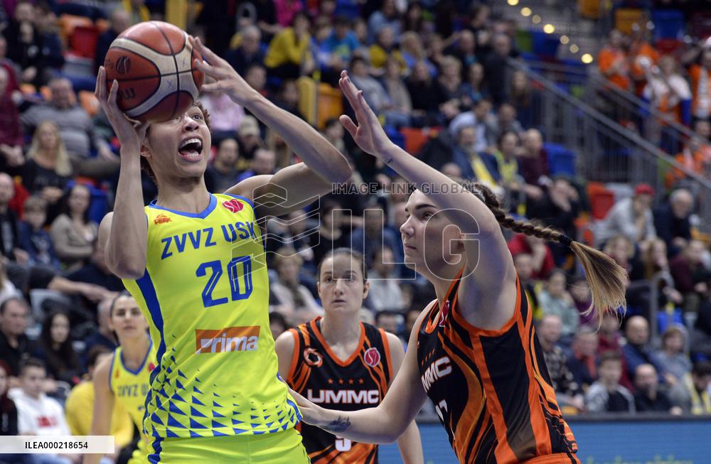 Isabelle Harrison, Maria Vadeeva