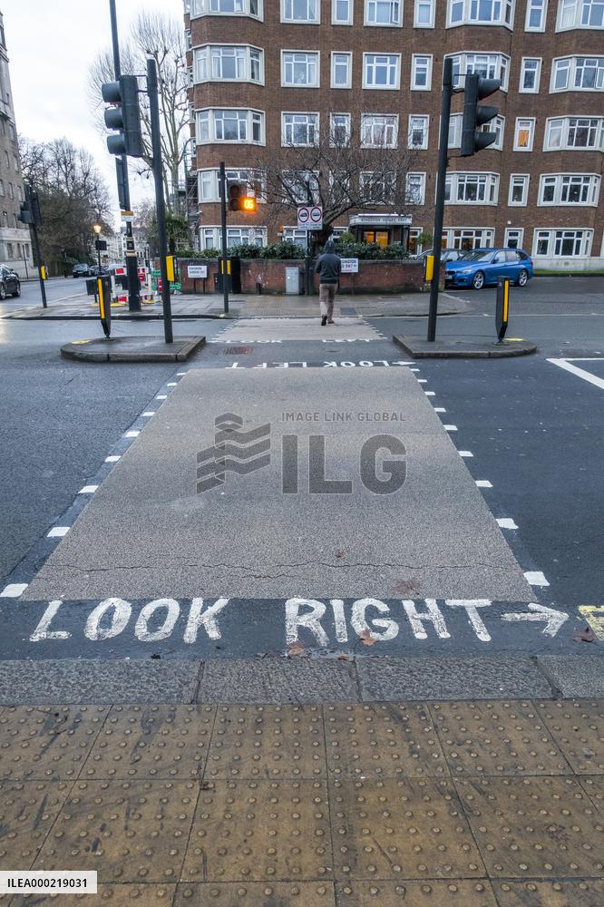 pedestrian crossing, crosswalk, look right