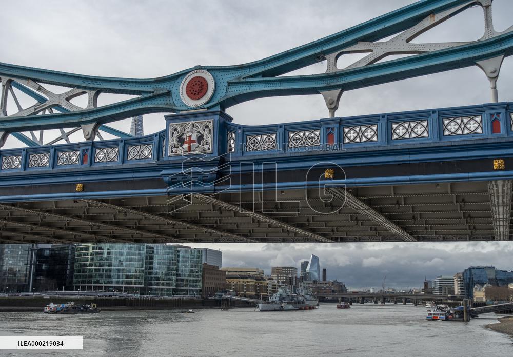 Tower Bridge, HMS Belfast (C35), London, River Thames
