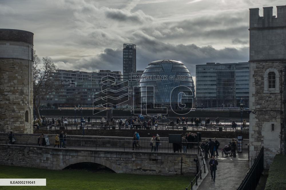 Her Majesty's Palace and Fortress, The Tower of London, The City Hall