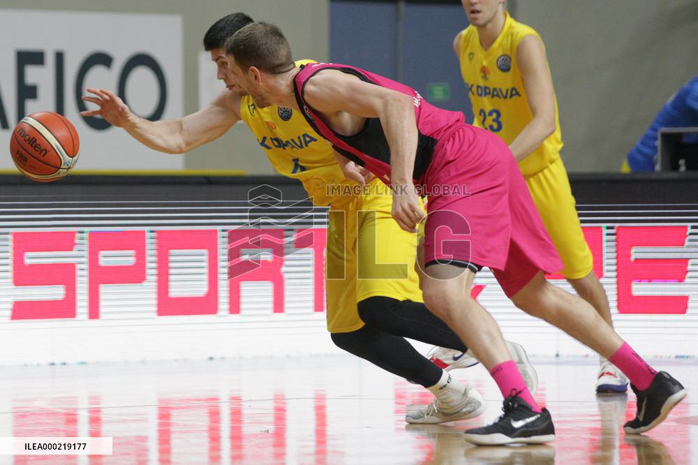 ROSTISLAV DRAGOUN, NATE LINHART
