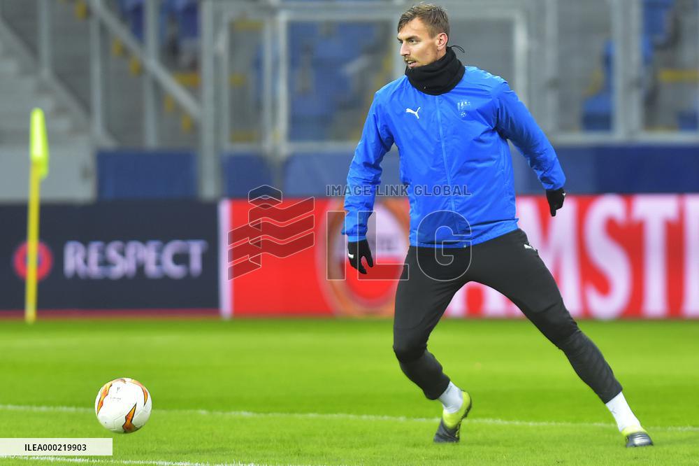 Tomas Chory, training