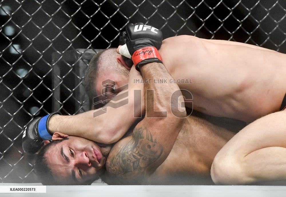 Ismail Naurdiev, Michel Prazeres