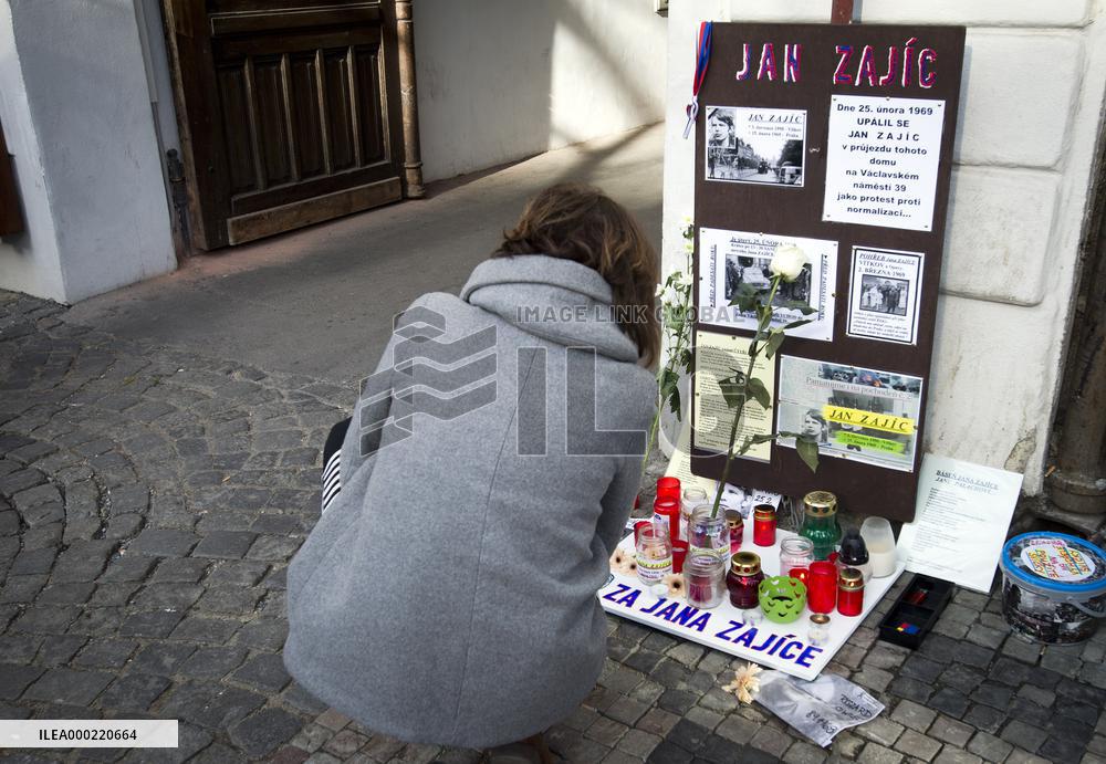 people commemorate student Jan Zajic