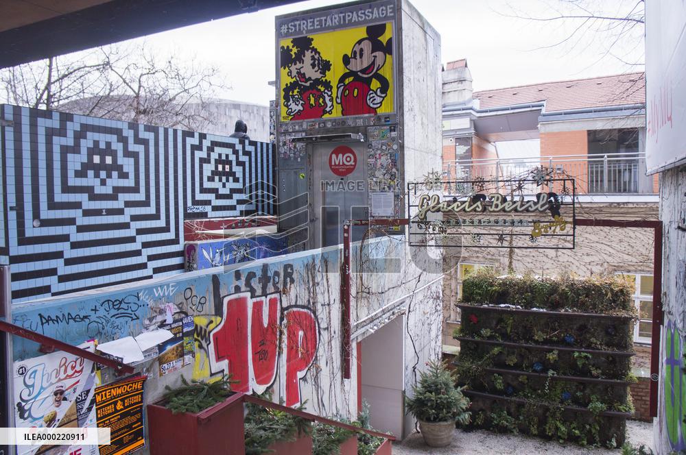 Museumsquartier (MQ)