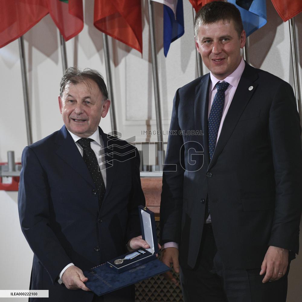 Michael Zantovsky, Tomas Petricek