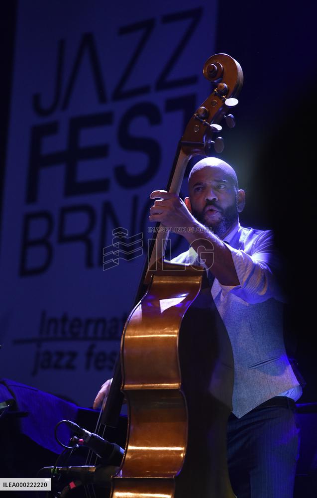 Eric Revis, Branford Marsalis Quartet