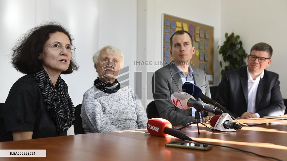 Zdena Masinova Jr, Jan Cizinsky, Jiri Pospisil, Milena Johnova