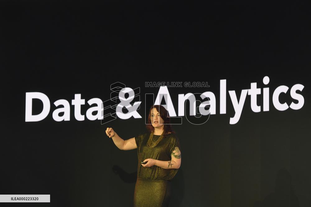 JODY MEDICH, SingularityU Czech Summit