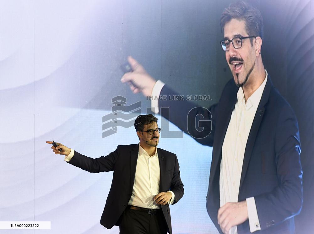 Amin Toufani, SingularityU Czech Summit