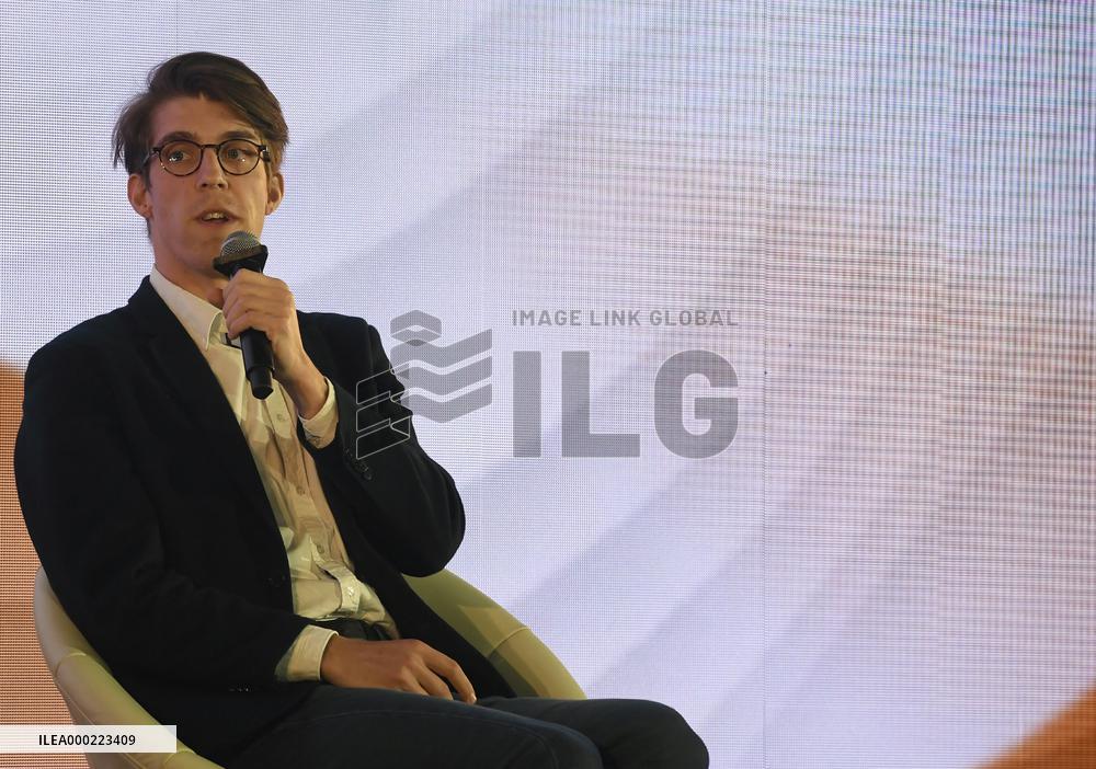 JAN LUKACEVIC, SingularityU Czech Summit