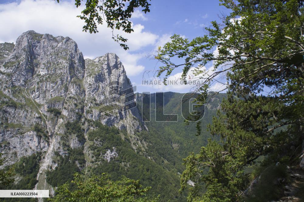 Prokletije National park, Mountains