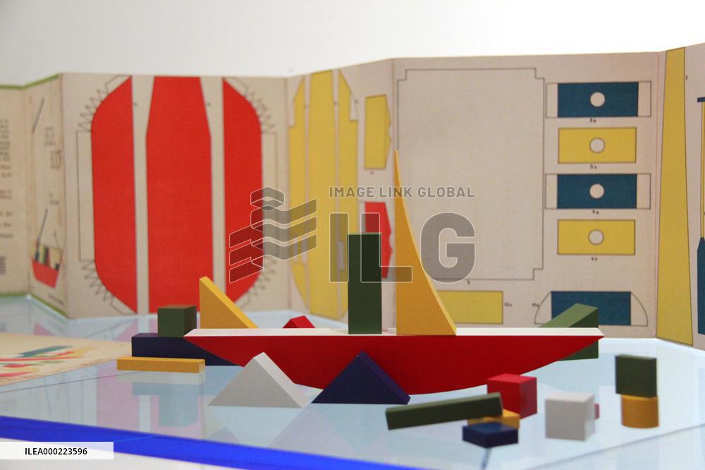 Museum of the Classic Foundation Weimar, Bauhaus, building game, Alma Siedholf-Buscher