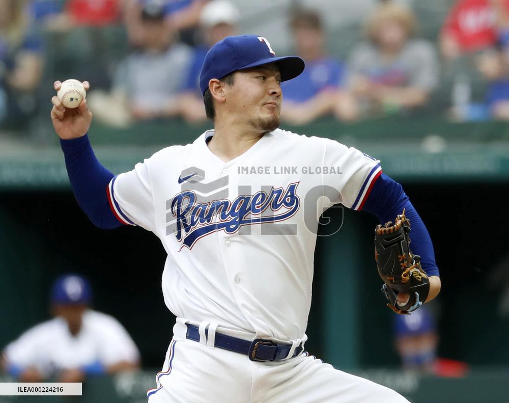 Baseball: Mariners vs. Rangers