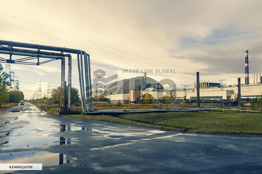 Chernobyl zone, restricted territory, power plant, sarcophagus