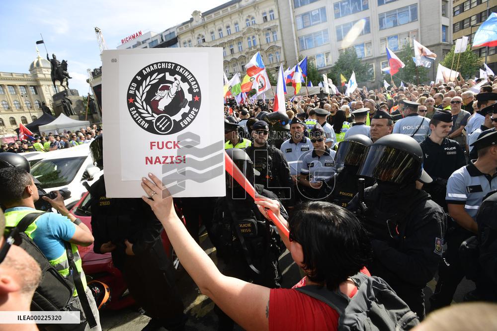 protest against the rally against dictate of the European Union, organised by SPD
