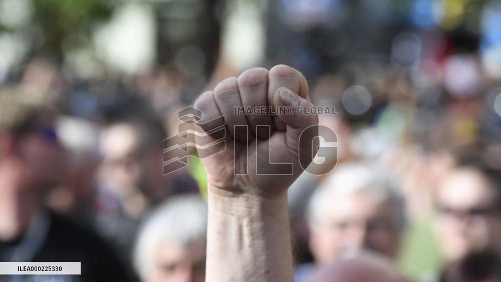 protest against the rally against dictate of the European Union, organised by SPD