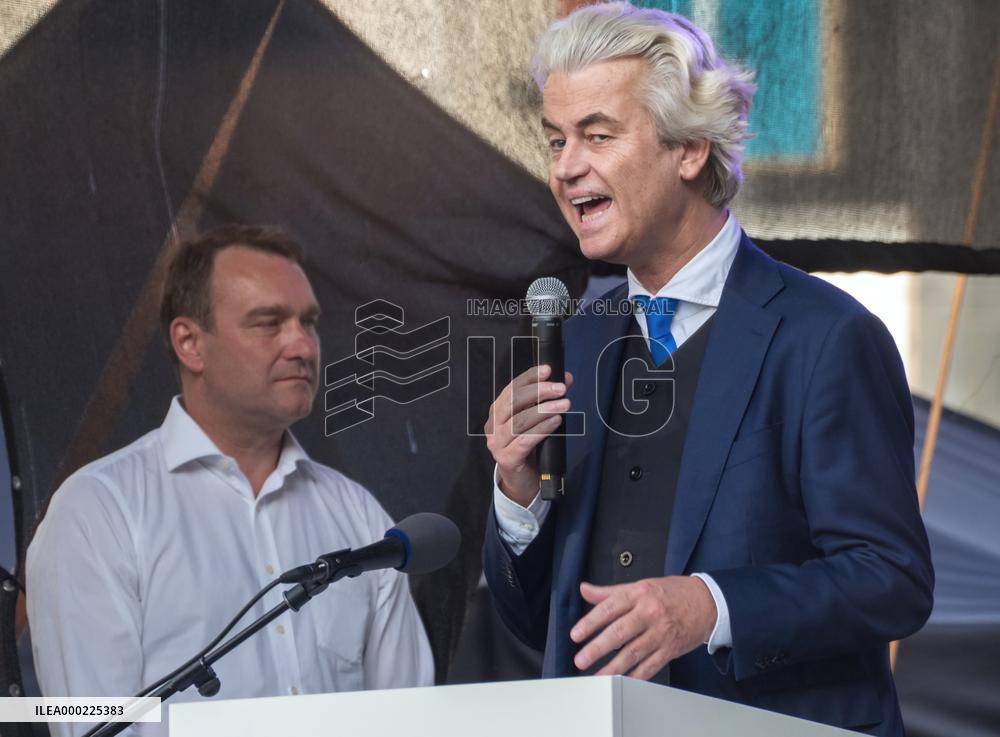 Geert Wilders, demonstration against dictate of European Union, staged by SPD