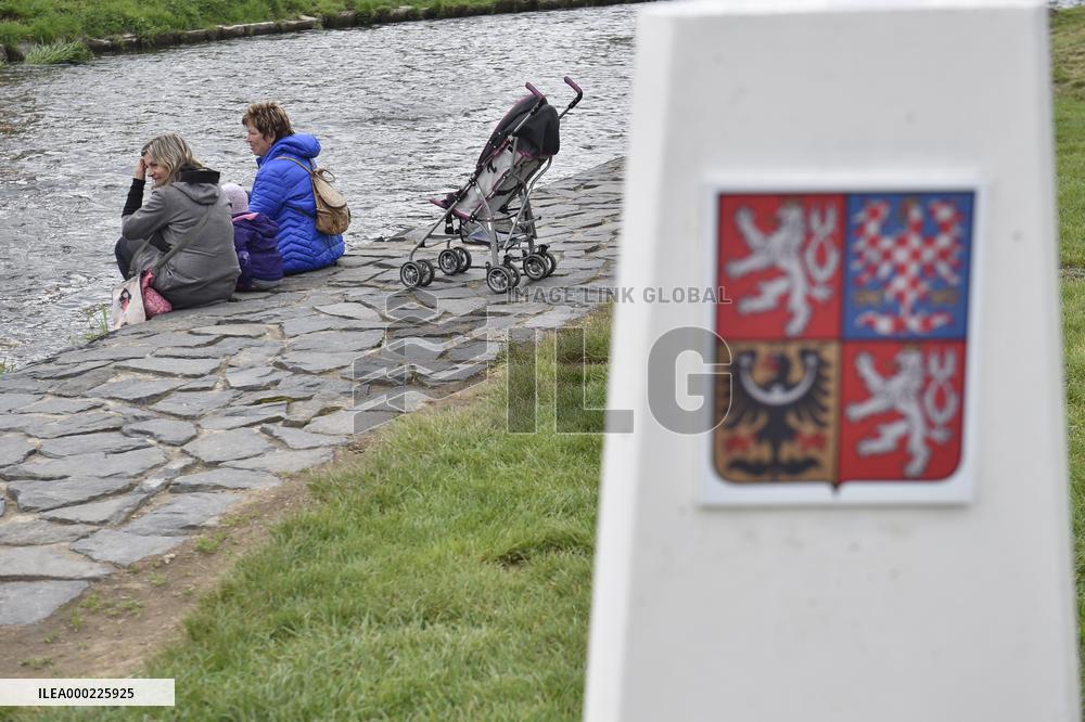 Trojzemi region, Tripoint