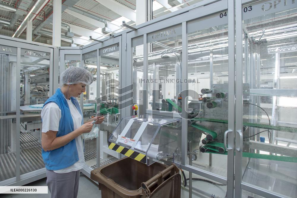 nappy producer Drylock Technologies, production hall