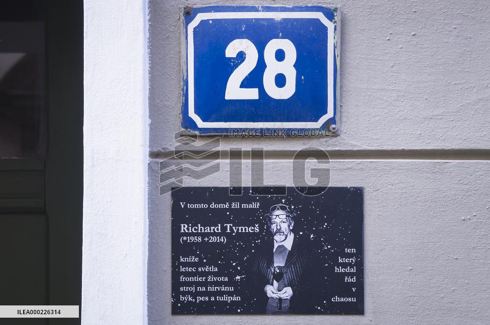 memorial plaque to Richard Tymes